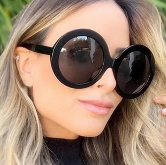 New Oversized Pink & Black Oval Sunglasses – Retro Barbiecore Vibe - Picture 3 of 8